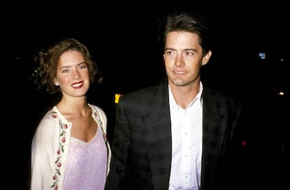 Lara Flynn Boyle y Kyle MacLachlan en 1989.