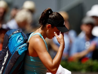 Muguruza se retira de la Caja Mágica de Madrid tras caer contra Kalinina.