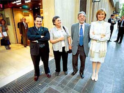 De izquierda a derecha, Jaume Alonso-Cuevillas, Teresa Cervelló, Joan Maria Xiol y Montserrat Pinyol.