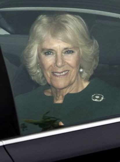 Camilla Parker llegando al palacio de Buckingham.