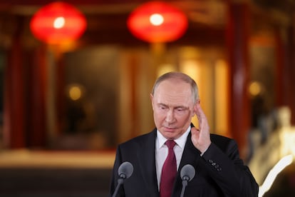 Vladimir Putin durante la rueda de prensa tras su visita a China, este miércoles.