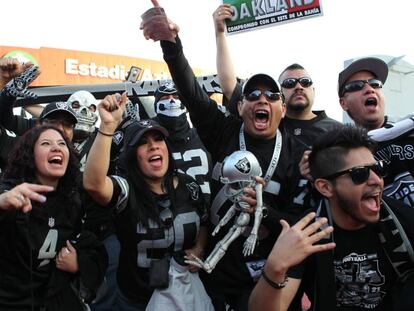 Los aficionados mexicanos de los Raiders