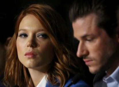 Los actores Lea Seydoux y Gaspard Ulliel, en la rueda de prensa de 'Saint Laurent'.