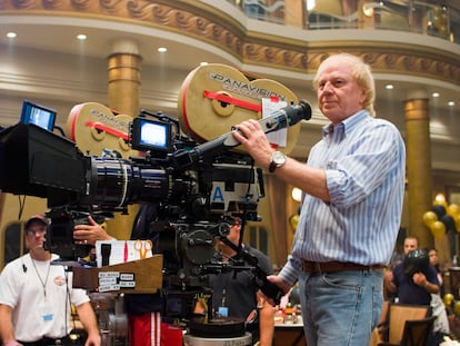 Wolfgang Petersen, en el rodaje de 'Poseidón'.