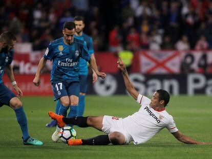 Lucas Vázquez durante el partido entre el Sevilla y el Real Madrid