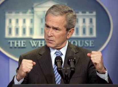 George W. Bush, durante la rueda de prensa de hoy.