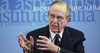 Pier Carlo Padoan, ministro italiano de Econom&iacute;a