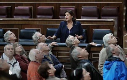 Leonor Sanz, de protocolo, con una visita en el Congreso.
