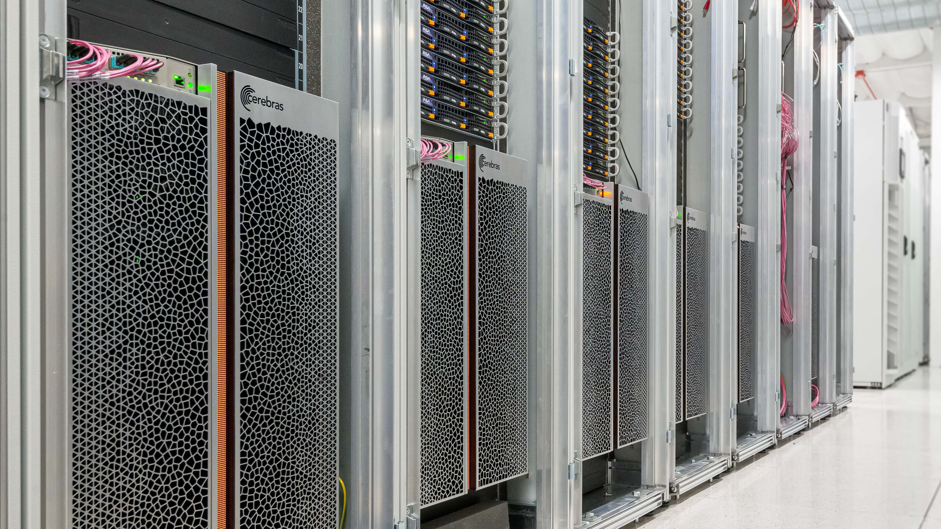 Cerebras, aspirante a rival de Nvidia apadrinado por OpenAI, vuela en su OPV con la ‘chipmania’