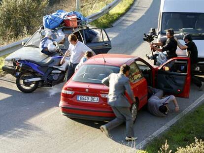 Rodaje de la escena final del cortometraje, en una carretera local de Pedrezuela.