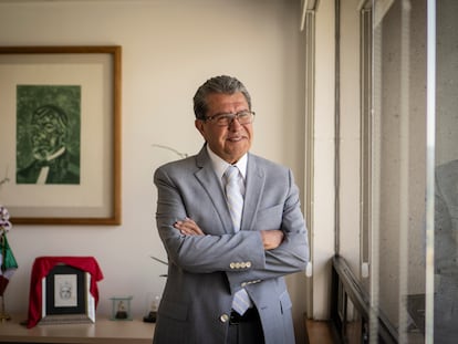Ricardo Monreal en su oficina en la Cámara de Diputados, en Ciudad de México, el 6 de mayo de 2025.