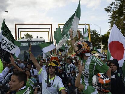 Seguidores del Atlético Nacional, el pasado 6 de diciembre, en la partida del club rumbo a Japón.