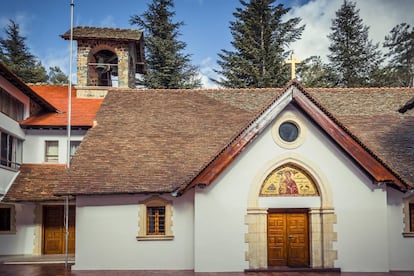 Exterior del monasterio de Troöditissa.