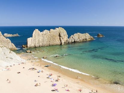 Playa de la Arnía, en Piélagos (Cantabria).