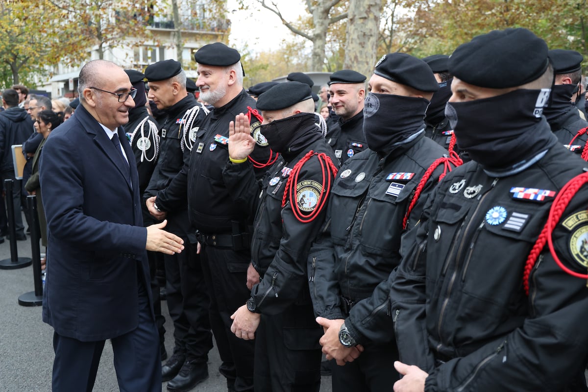 Policía y violencia: entre el control y la controversia en el escenario global