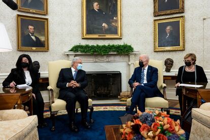 Andrés Manuel López Obrador, presidente de México, y su homólogo estadounidense, Joe Biden, en la Casa Blanca, el 18 de noviembre de 2021.