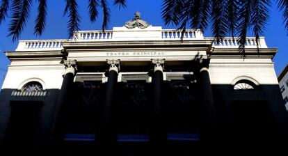 Fachada del Teatro Principal de Valencia 