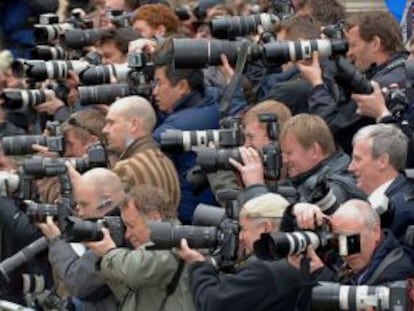 El gremio de la fotografía critica fuertemente la ley.