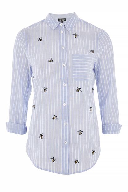 Camisa con detalle de insectos de Topshop (42 euros).