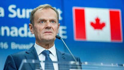 Donald Tusk durante la conferencia de prensa tras la firma del CETA.