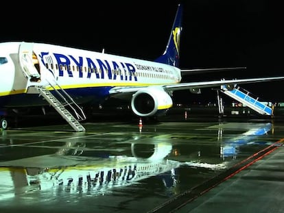 A Ryanair airplane.