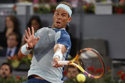 “No sabéis lo que significa para mí venir aquí y jugar ante vosotros”. Fueron las primeras palabras de un emocionado Rafa Nadal, tras derrotar al serbio Miomir Kecmanovic, en su estreno en el Mutua Madrid Open.