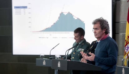 Fernando Simón, director del Centro de Coordinación de Alertas y Emergencias Sanitarias, durante una conferencia de prensa.