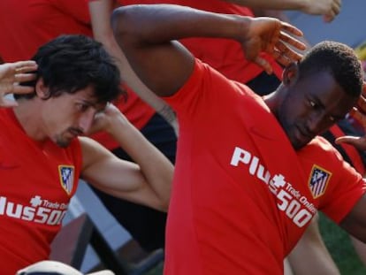 Jackson Martínez durante un entrenamiento este jueves.