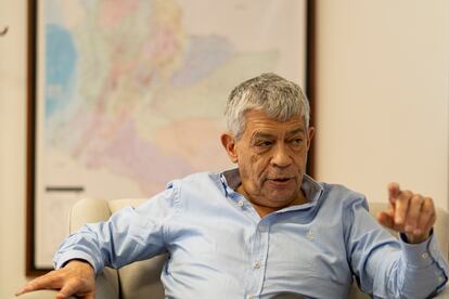 El director del Departamento Nacional de Planeación, Jorge Iván González, en su oficina al occidente de Bogotá, el 15 de febrero de 2023.