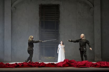 Una escena de la ópera Don Giovanni con el montaje de Chiristof Loy en el Liceo.