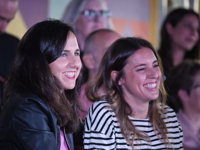 La ministra de Derechos Sociales y Agenda 2030 y secretaria general de Podemos, Ione Belarra y la ministra de Igualdad, Irene Montero, durante el acto central de cierre de campaña, el pasado 26 de mayo de 2023, en Madrid.