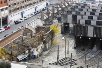 Las cocheras de Cuatro Caminos, que podrían desaparecer.