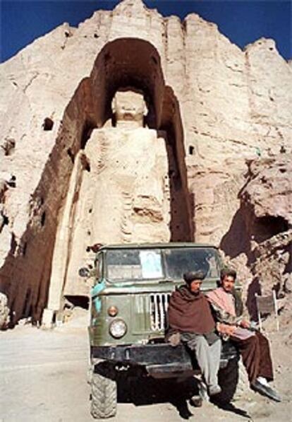 Imagen de un Buda de Bamiyan, en 1997.