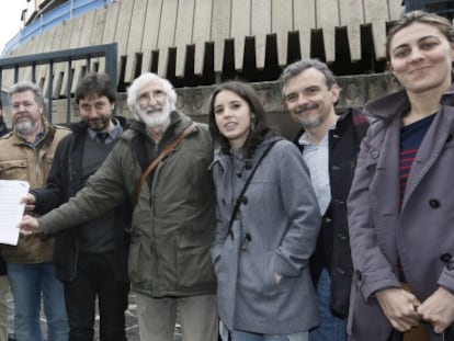 Colectivos sociales junto con Podemos y la FRAVM presentan un recurso contra la Ley de suelo de Madrid en el Tribunal Constitucional.