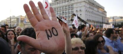 Una manifestación a favor del "no" en el referéndum en Atenas.