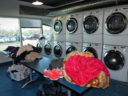 La lavandería de la empresa es gratis y exclusiva para empleados.