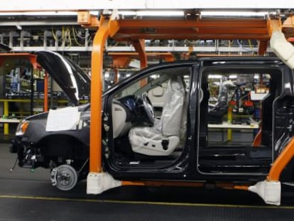 Cadena de montaje de la fábrica de Chrysler en Ontario