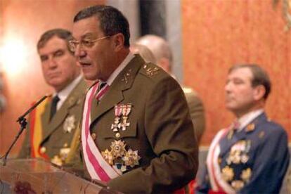 El teniente general Mena, durante su intervención en la Pascua Militar.