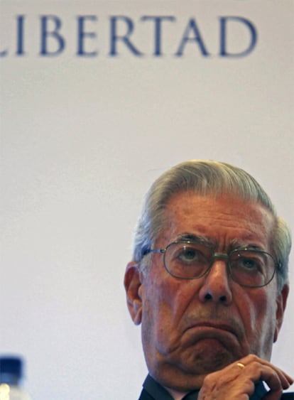 Vargas Llosa, en el foro sobre libertad y democracia, en Caracas.