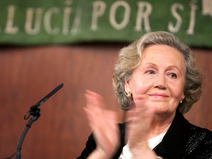 María de los Ángeles Infante, hija de Blas Infante, Padre de la Patria Andaluza, durante el homenaje institucional que se tributó al Padre de la Patria Andaluza en 2009, con motivo del 73 aniversario de su asesinato, en Sevilla.