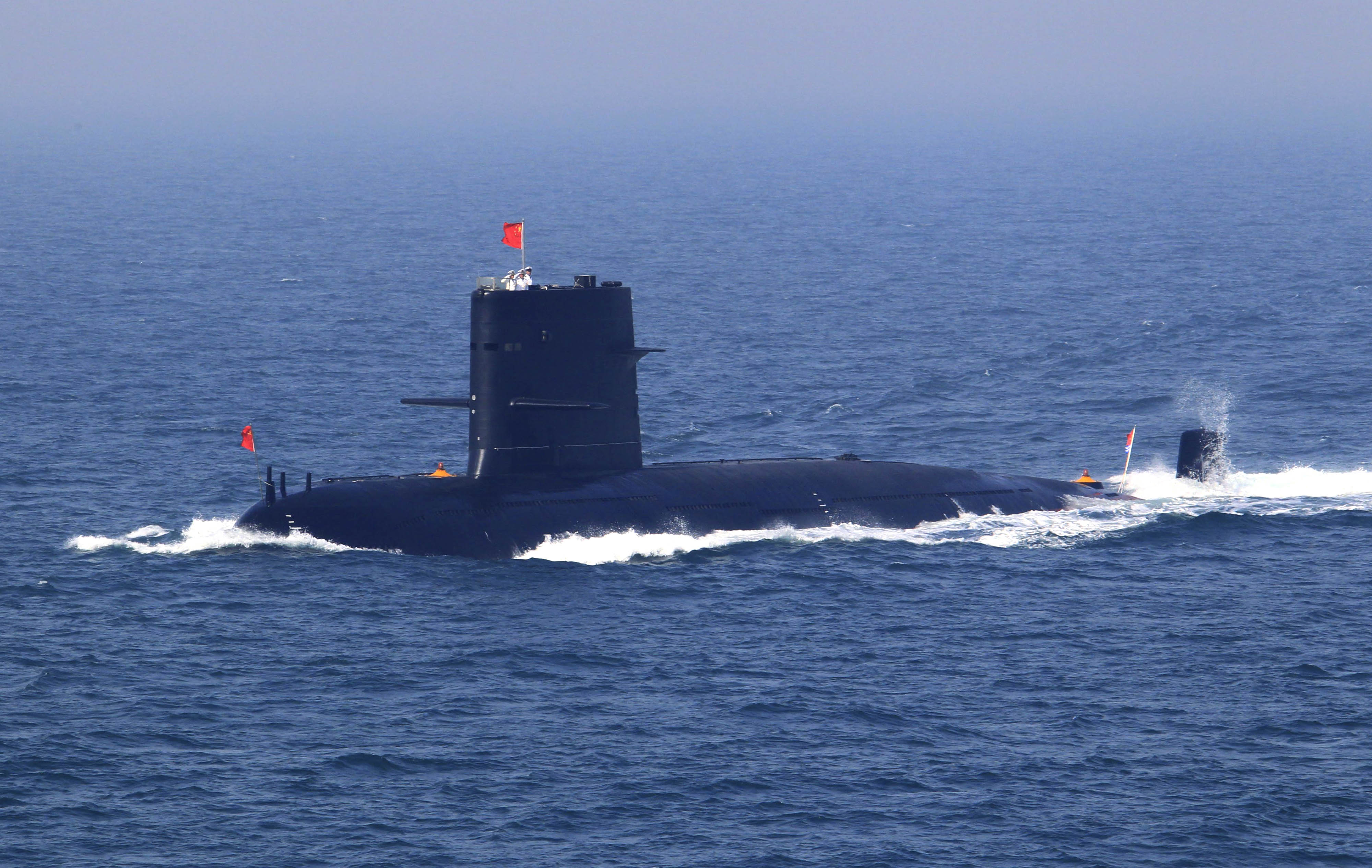 China lanza un misil desde un submarino nuclear hacia el Pacífico, el primero en cuatro décadas