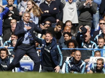 Mourinho, en el partido contra el Crystal Palace que hizo campe&oacute;n al Chelsea.