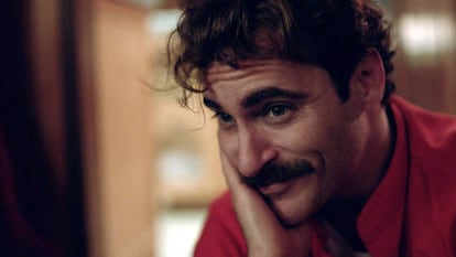 No lo nominaron al Oscar por 'Her' (sí a un Globo de Oro), pero Joaquin Phoenix puede presumir de haber puesto de moda gracias a ella algo tan denostado como el bigote.