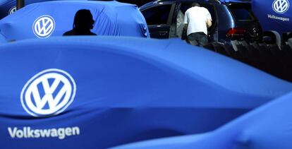 Expositor de Volkswagen en una feria del automóvil