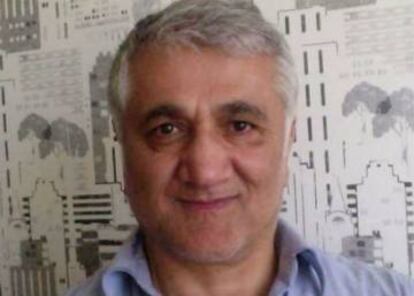 El periodista y escritor sueco-turco Hamza Yalçin.