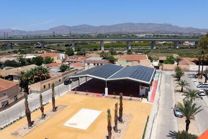 Instalación fotovoltaica en El Realengo, pedanía de Crevillent (Alicante), impulsada por Enercoop.