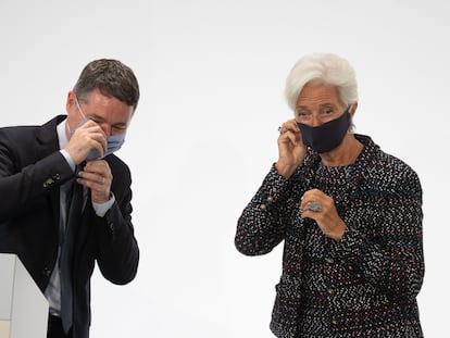 El presidente del Eurogrupo, Pascal Donohoe, y la jefa del BCE, Christine Lagarde, el pasado mes de septiembre en Berlín.