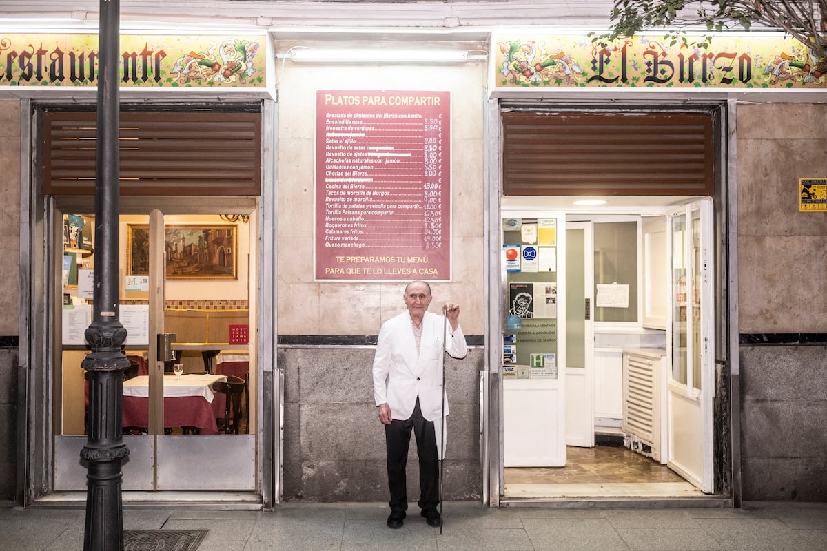 El Bierzo: Miguel González, el hostelero más longevo de Madrid: “Chueca  estaba llena de droga y delincuencia. Ahora es la mejor zona” | Noticias de  Madrid | EL PAÍS