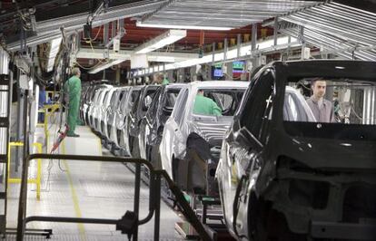 Cadena de montaje de General Motors en Figueruelas.