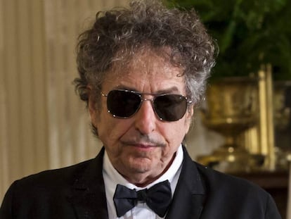 Bob Dylan cuando recibió la Medalla de la Libertad en la Casa Blanca en 2012.